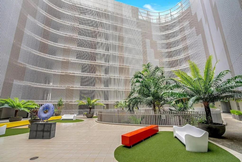 Horizons At Harbour Lights - Tropical Poolside Flair Apartamento Cairns