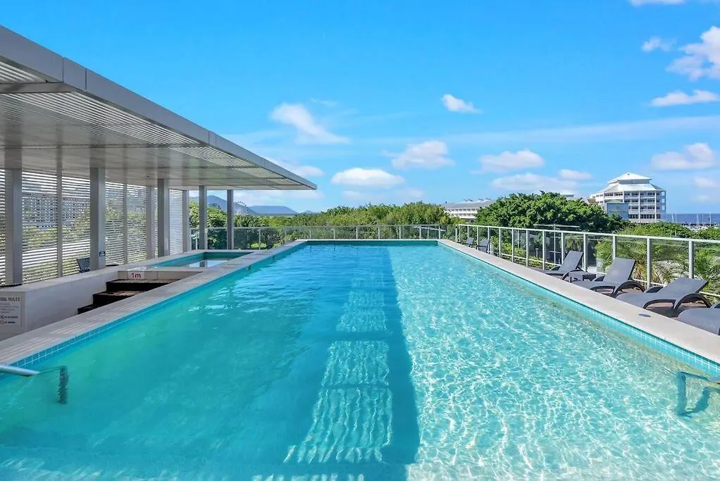 Appartement Horizons At Harbour Lights - Tropical Poolside Flair à Cairns 0*,